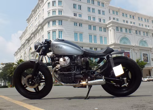 Honda GL400 phong cách cổ điển. Ảnh: Hoàng Danh.