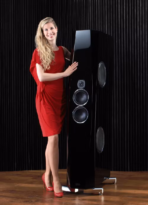 Loa Tidal được chế tác thủ công.