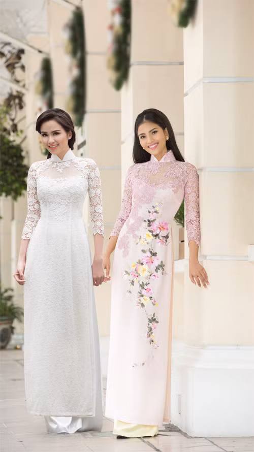Diễm Hương và Trương Thị May thể hiện sưu tập áo dài xuân của nhà thiết kế Liên Hương chào đón năm mới 2014.1