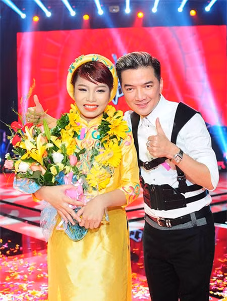 Vũ Thảo My và HLV Đàm Vĩnh Hưng.