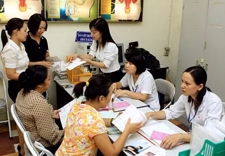Tư vấn sinh đẻ có kế hoạch. (Ảnh minh họa)