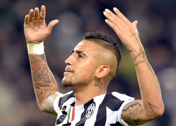 Vidal đã gia hạn hợp đồng với Juve đến năm 2017