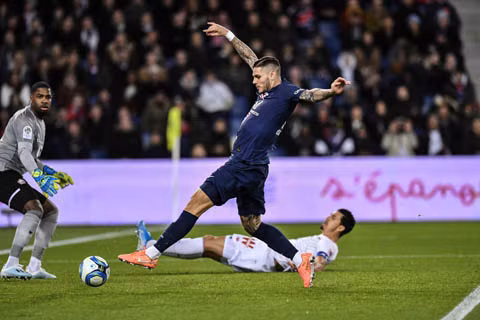 Icardi đã ghi được bàn thắng khá đơn giản.