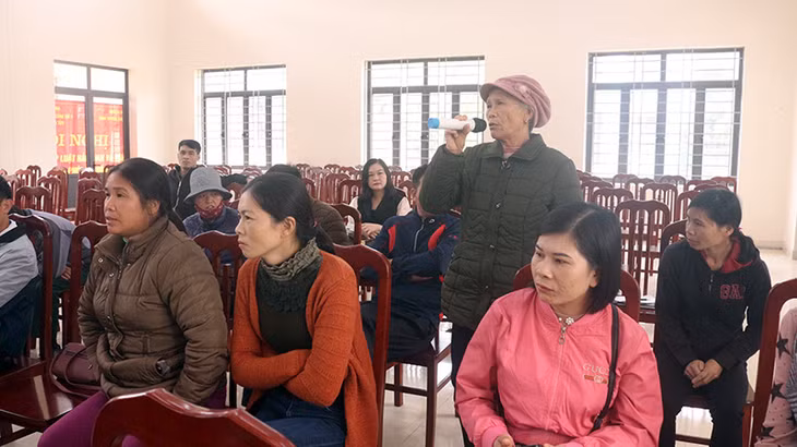 Cử tri huyện Bình Liên kiến nghị với Đại biểu HĐND tỉnh.