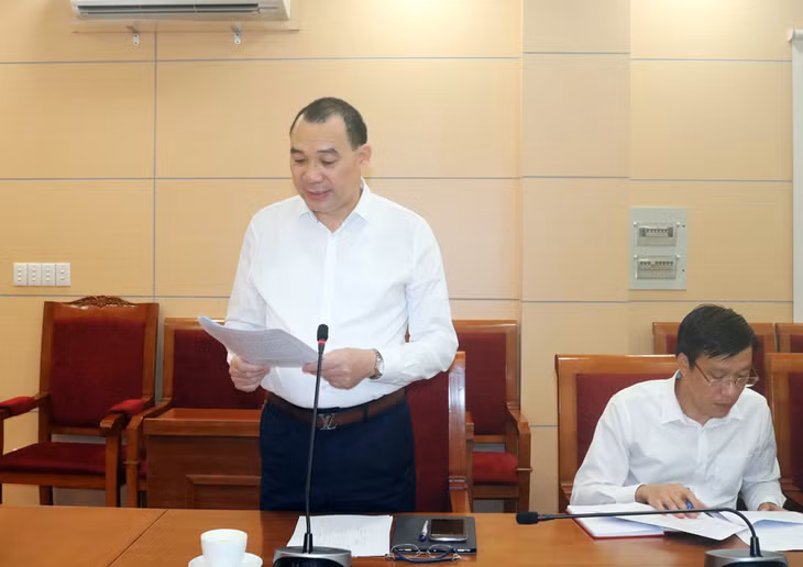 Lãnh đạo ngành Tòa án báo cáo về kết quả nhiệm vụ công tác năm 2019.