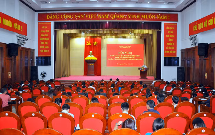 Quang cảnh hội nghị.