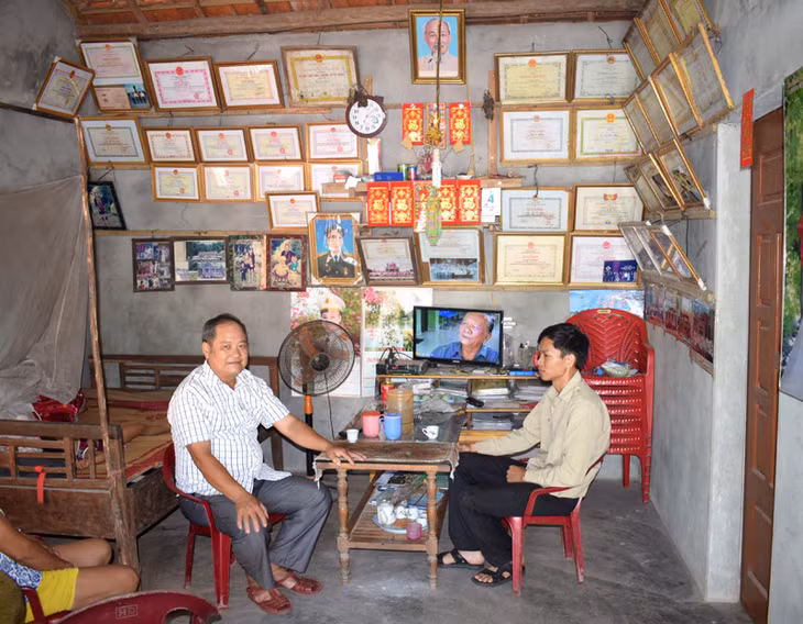 CCB Lý Tắc Meehf tự hào về những thành tích đã đạt được trong những năm làm trưởng bản ở Đài Van