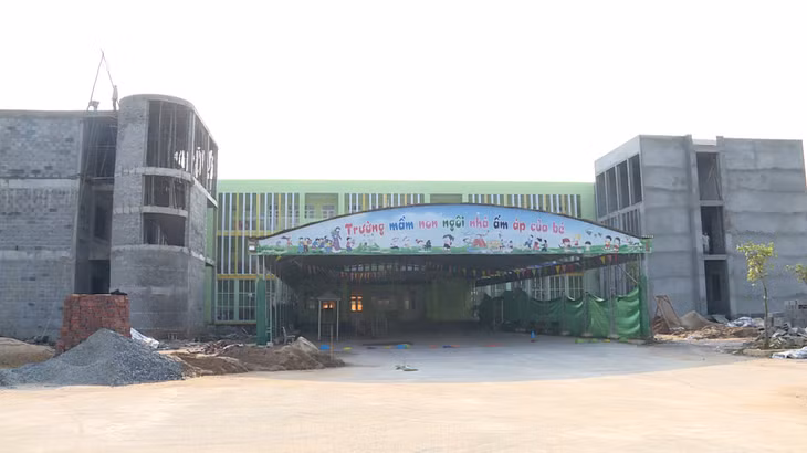 Trường Mầm non Ninh Dương đang được nhà thầu thi công đẩy nhanh tiến độ.