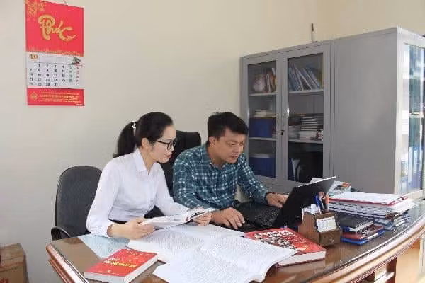 CBCNVLĐ Công ty than Dương Huy tích cực tham gia cuộc thi tìm hiểu 90 năm thành lập Đảng.