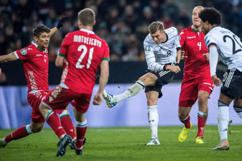 Kroos hoàn tất cú đúp ấn định chiến thắng.