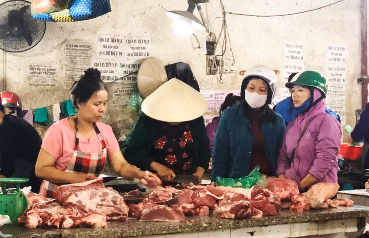 Giá thịt lợn
