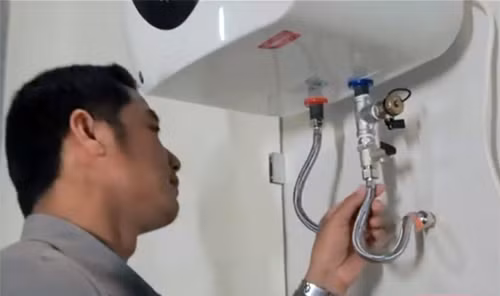 Bình nước nóng cần được bảo dưỡng tối thiểu là một năm một lần.