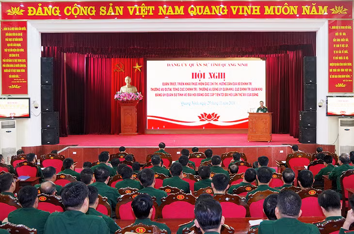 Toàn cảnh hội nghị.