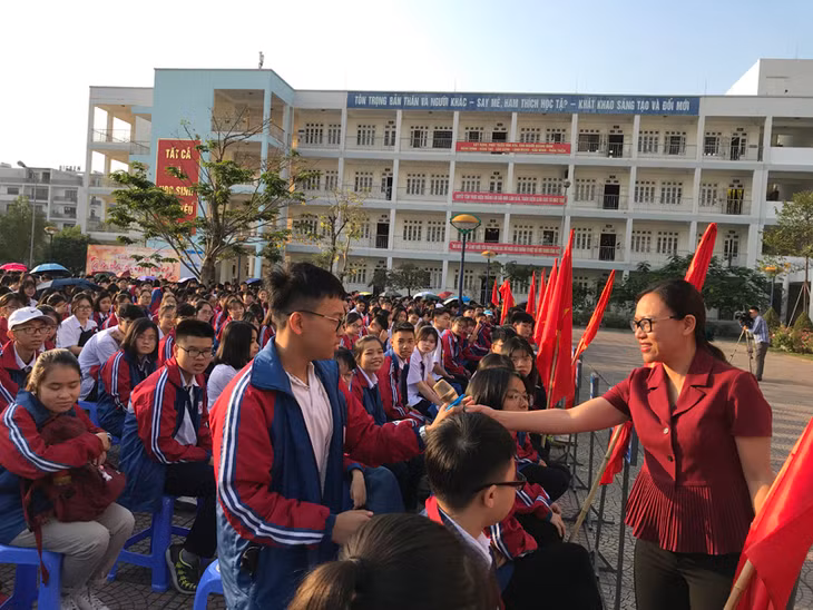 Quang cảnh buổi tuyên truyền.