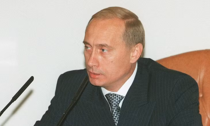 Putin phát biểu trên cương vị Thủ tướng Nga hồi năm 1999. Ảnh: AP.