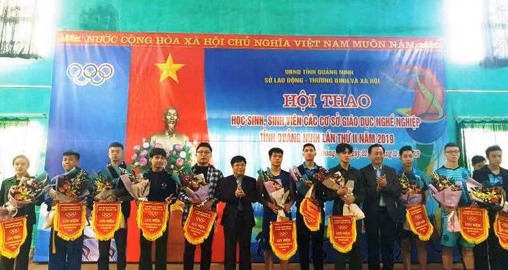 Tham gia hội thao có trên 200 VĐV đến từ 12 cơ sở GDNN trên địa bàn tỉnh Quảng Ninh