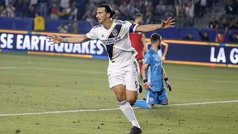 Mourinho không có ý định tái ngộ với Ibrahimovic.