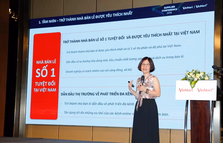 Bà Thái Thị Thanh Hải, Tổng Giám đốc Công ty VinCommerce công bố về định hướng chiến lược giai đoạn 2020-2025.