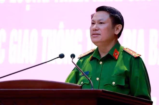 Đại tá Nguyễn Văn Viện, Phó giám đốc Công an TP Hà Nội phát biểu tại Hội nghị.