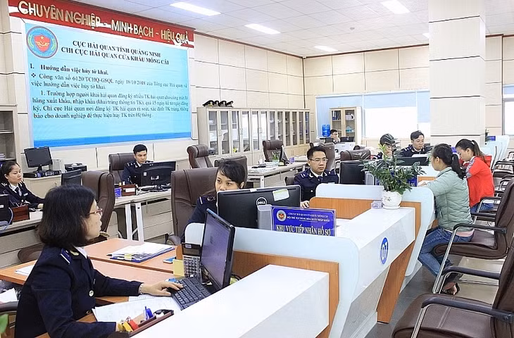 Mô hình thực hiện thủ tục và quản lý hải quan tập trung tại Chi cục Hải quan Móng Cái (Ảnh chụp tháng 10/2019).