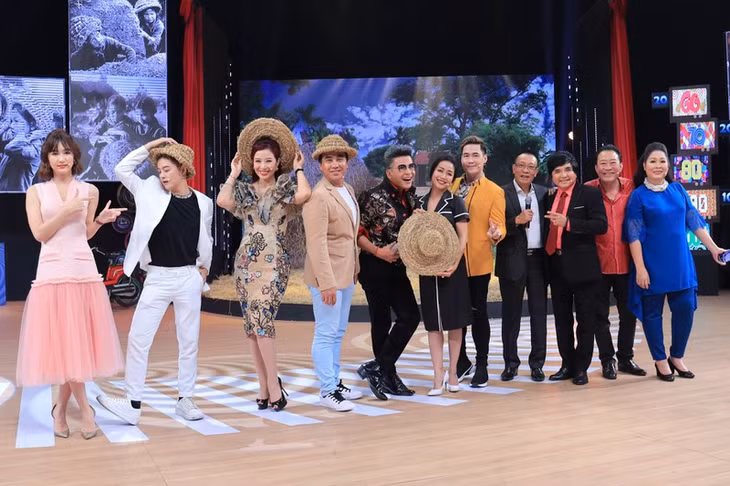 Dàn nghệ sĩ tham gia chương trình "Ký ức vui vẻ".