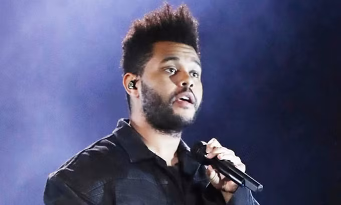 Ca sĩ The Weeknd sẽ biểu diễn chính tại Super Bowl 2021. Ảnh: Star Max.
