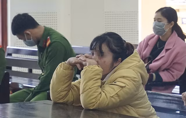 Nạn nhân Lô Thị Diệu là cháu họ, gọi bị cáo Phương bằng bà.
