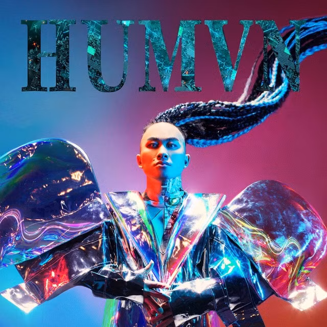 Bìa album Human của Tùng Dương.