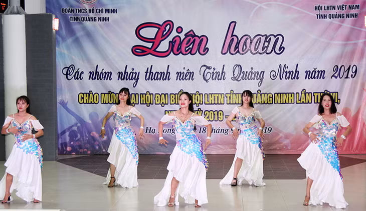 Liên hoan