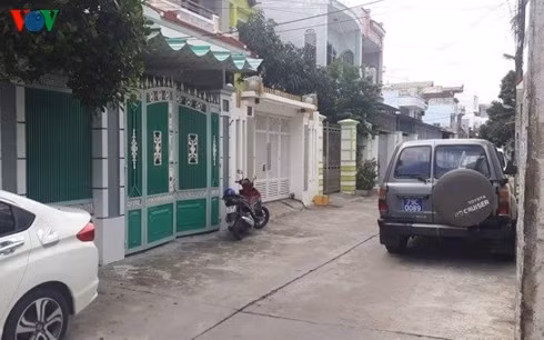 Công an đang khám xét nhà ông Lê Huy Toàn.
