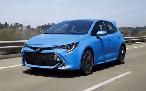 Phiên bản hatchback đã ra mắt hồi tháng 3 tại triển lãm Geneva (Thụy Sĩ).