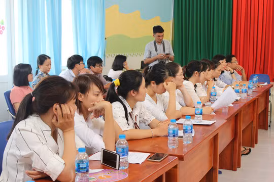 Nhiều giáo viên tố cáo hiệu trưởng và ban giám hiệu có nhiều sai phạm
