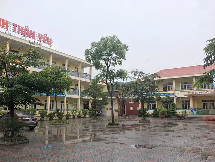 Một góc trường Tiểu học Lễ Văn