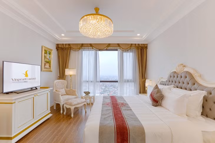 Mỗi phòng nghỉ đều được trang bị nội thất hiện đại, với đầy đủ tiện ích như một “căn hộ 5 sao”.