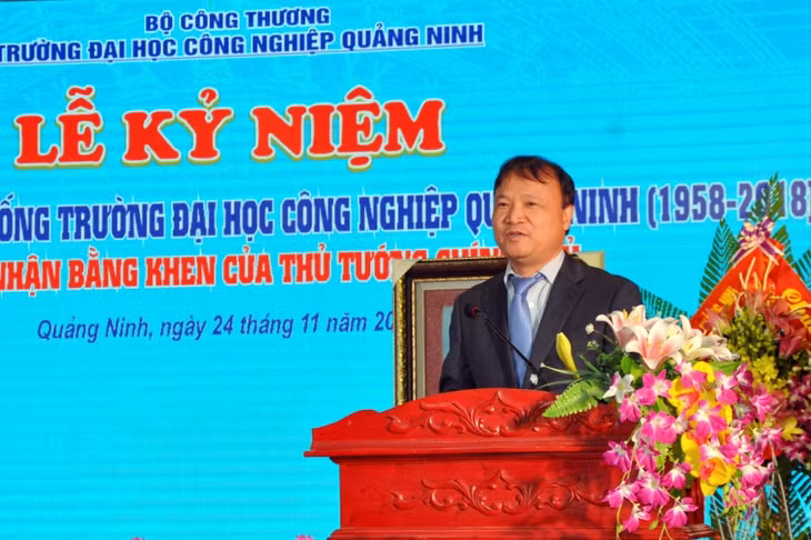 Thứ trưởng phát biểu tại lễ kỷ niệm.