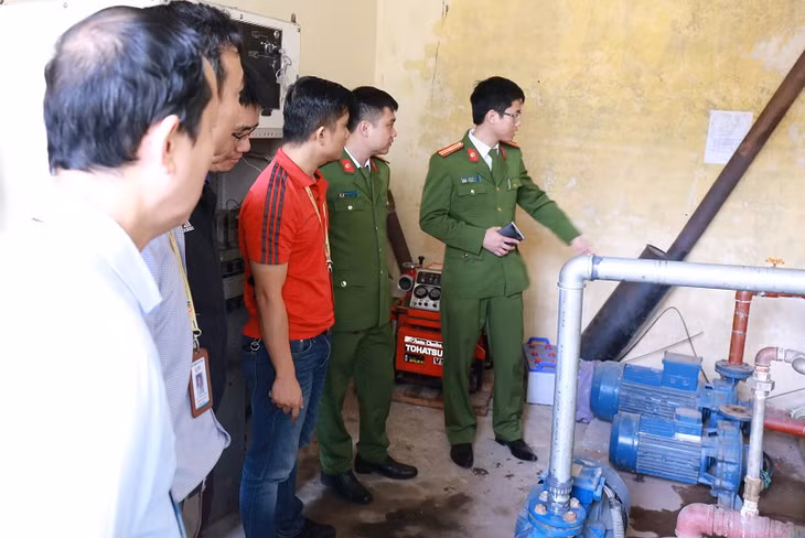 Kiểm tra hệ thống nước chữa cháy tại Đài PTTH tỉnh. 