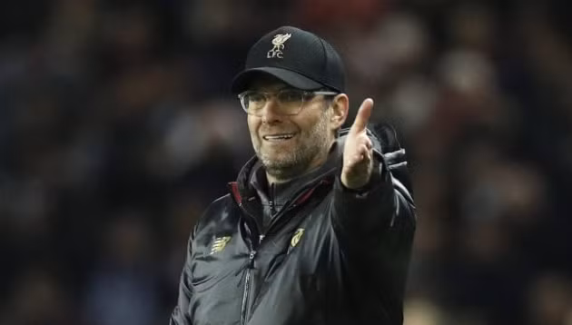  Klopp có thể bị cấm chỉ đạo ở lượt cuối gặp Napoli.