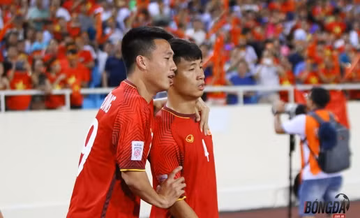  Huy Hùng sẵn sàng trở lại sau chấn thương sẽ là tin cực vui với ĐT Việt Nam. Ảnh: Đình Viên.