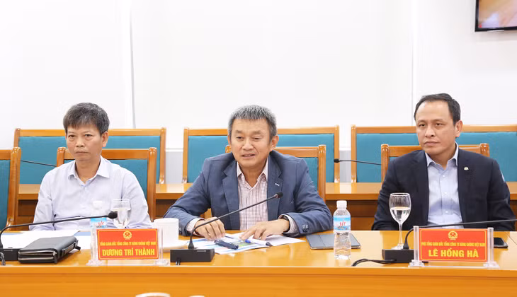 Lãnh đạo Công ty 