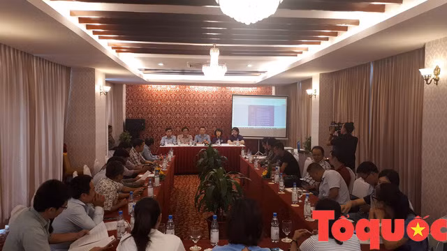 Quang cảnh buổi họp báo.