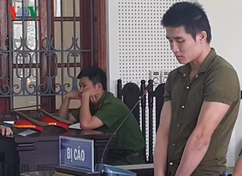 Bị cáo tại phiên xét xử ngày 14/11.