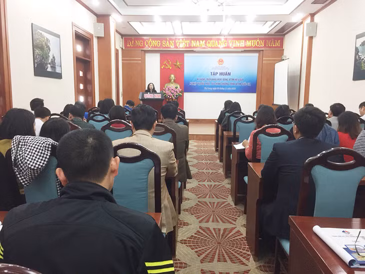 Quang cảnh lớp tập huấn.