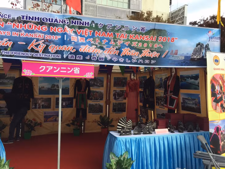 gian trưng bày sản phẩm, quảng bá hình ảnh Quảng Ninh