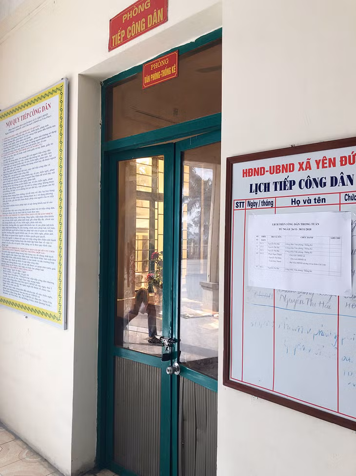 9 giờ sáng thứ 5 , ngày 29/12/2018 cửa Phòng tiếp công dân của UBND xã Yên Đức vẫn “cửa đóng then cài”