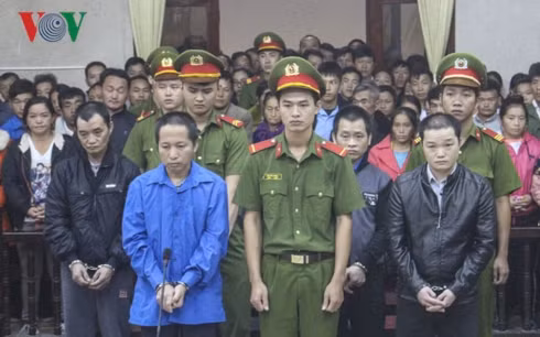Các bị cáo tại phiên tòa.