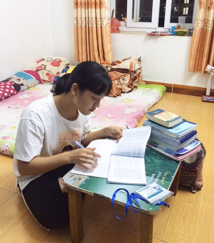 Luyến luôn nỗ lực, cố gắng học tập để hoàn thiện ước mơ sau này của mình.