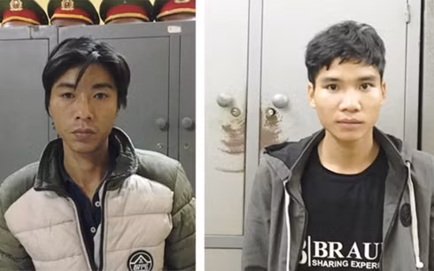 Hà Văn Đường (trái) và Hà Văn Bình