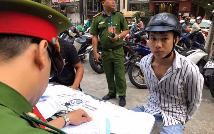 Phan Văn Quốc bị lực lượng 911 bắt.