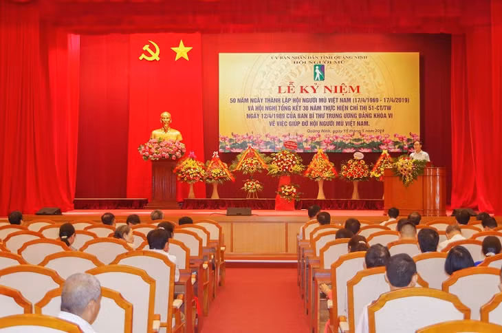 Quảng cảnh lễ kỷ niệm