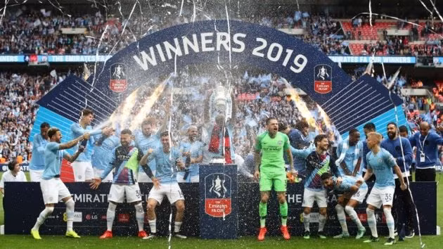  Man City lần thứ 3 lên ngôi mùa này.